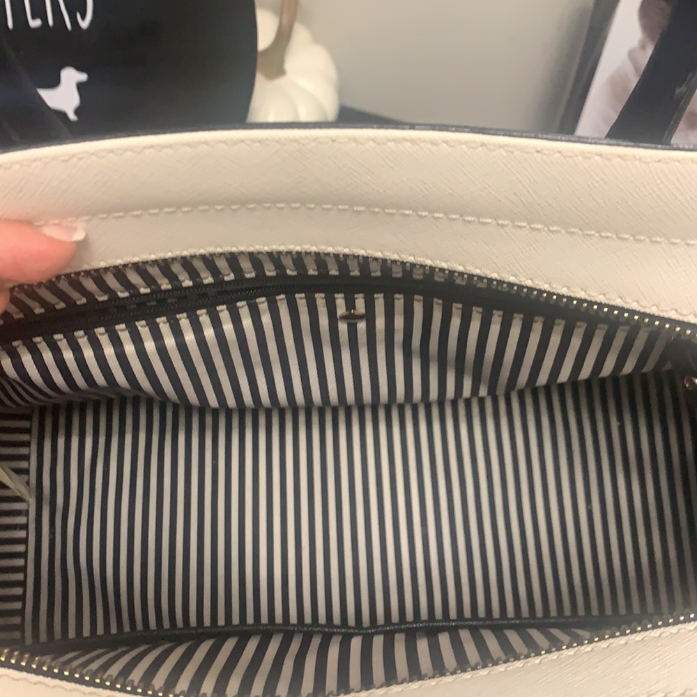 Kate Spade - Picture 3 of 3